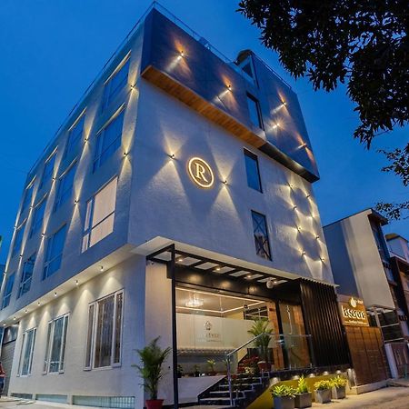 La Serene Boutique Hotel - Manyata Tech Park Bangalore Exterior foto